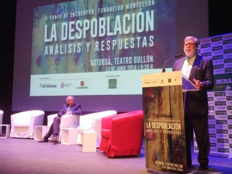 La SSPA traslada sus propuestas para frenar la despoblación en una jornada que busca analizar sus claves en Astorga