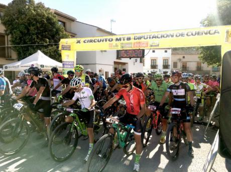 José Francisco Noguera y Carla Fernández fueron los ganadores del VI trofeo Palacio Buenavista de Belmonte