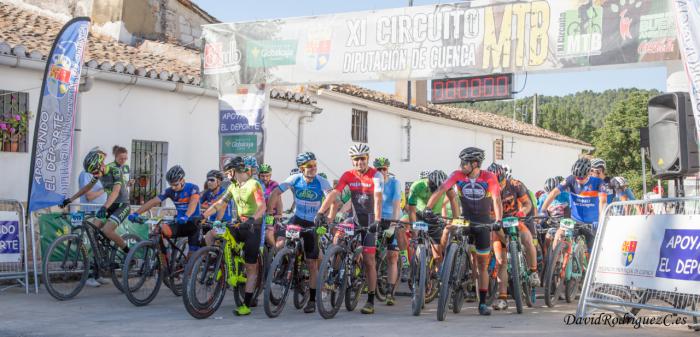 Juan Carlos y Carla Fernández se impusieron con autoridad en la IV Marcha MTB Valdeganga de Cuenca
