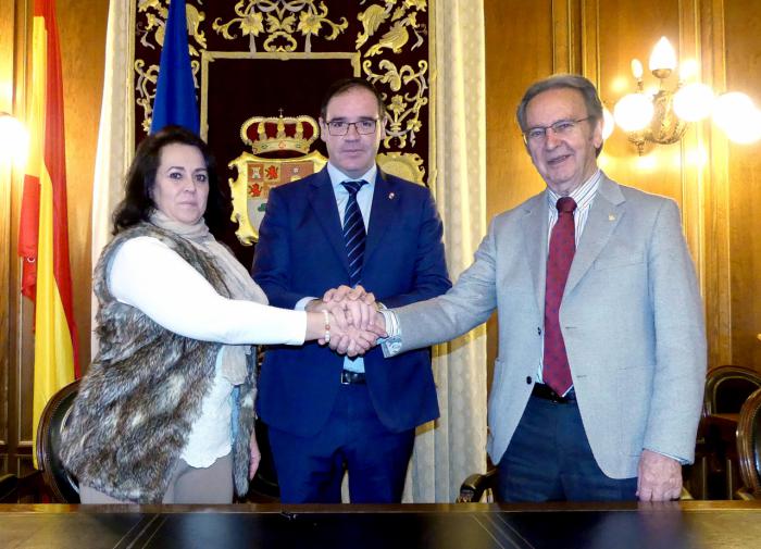 Diputación y Globalcaja renuevan sus esfuerzos en torno a la promoción de los recursos de la provincia