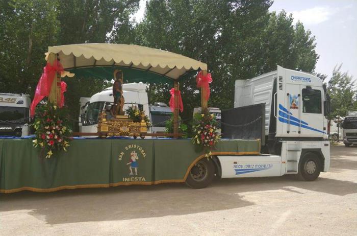 Intenso fin de semana de tradiciones en Iniesta con San Cristóbal y el IV Encuentro de Bolillos