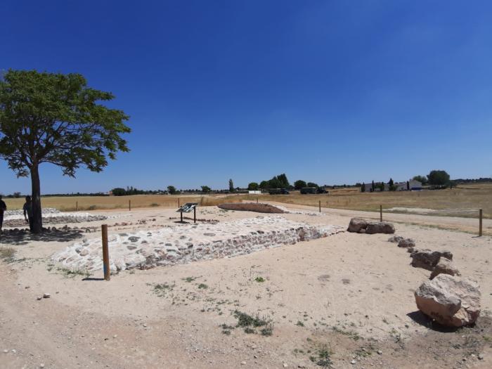 La UCLM concluye la tercera campaña arqueológica de conservación de los muros del castillo de Santa María del Guadiana