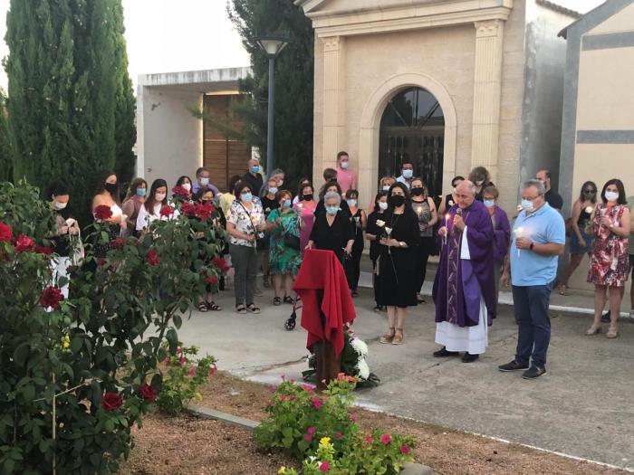 Quintanar del Rey homenajea a las personas fallecidas por la COVID-19 con un concierto y una placa en su memoria