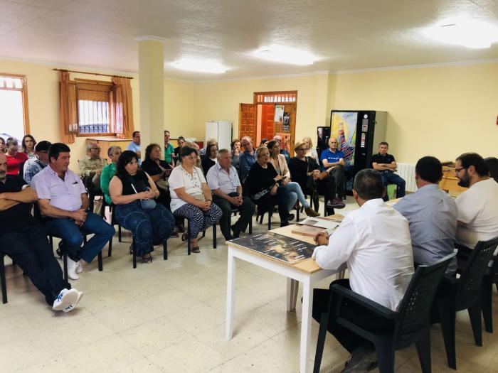 Vecinos de la Serranía Baja piden a la Diputación que no paralice la rehabilitación de estaciones del proyecto ‘Serranía en Vía’