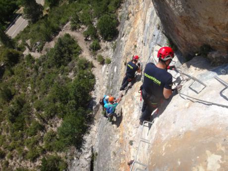 El Servicio de Bomberos de Diputación elaborará el protocolo de rescate de la vía ferrata de Fuertescusa