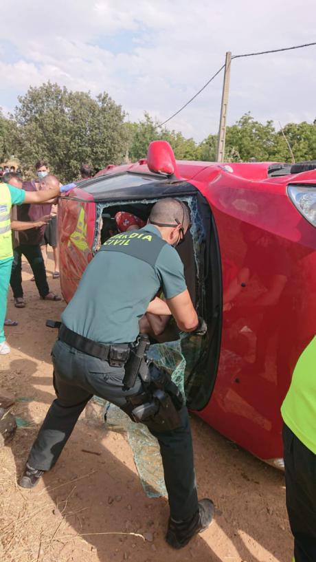 La Guardia Civil procede al auxilio de varias personas en sendas zonas de baño de Las Lagunas de Ruidera y La Tabla de la Yedra