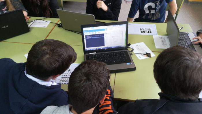 Talleres sobre robotica y educacion en valores en los centros educativos de Cuenca