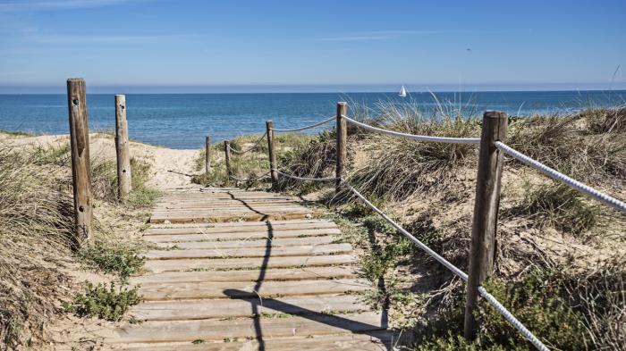 Uno de cada tres castellano-manchegos no puede permitirse salir de vacaciones 