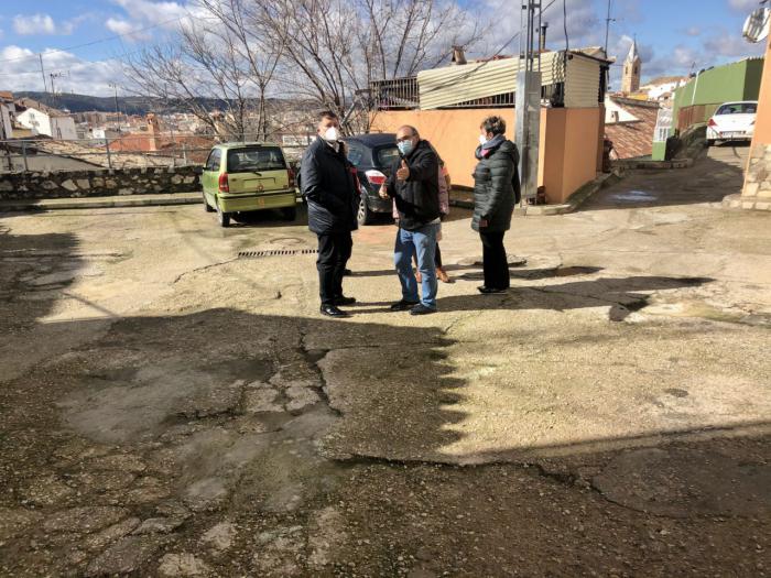 Se declara de urgencia el expediente para la licitación de las obras de acondicionamiento de la calle Almendros en el barrio de Tiradores 