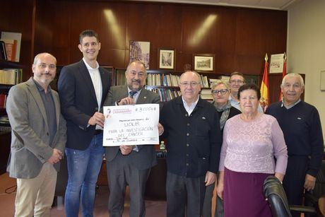 La UCLM y la Junta Local Contra el Cáncer de Casasimarro colaborarán en materia de investigación