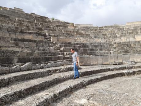 El proyecto de intervención en Segóbriga aumentará el graderío sur del anfiteatro y actuará en la fachada meridional del foro