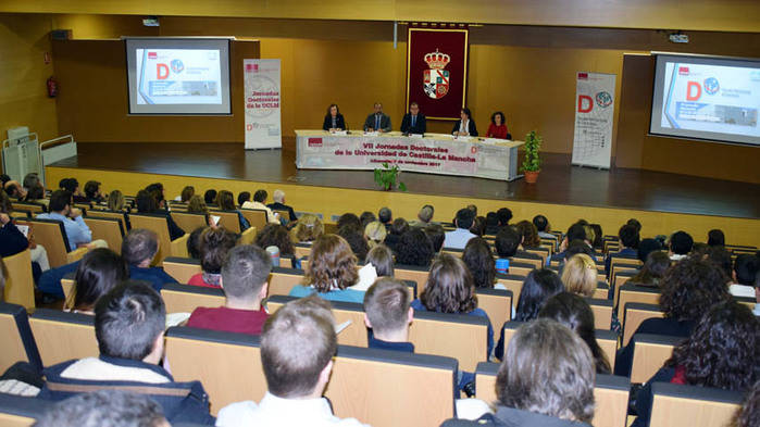 Más de 400 doctorandos dan a conocer en la UCLM sus líneas de trabajos científicos