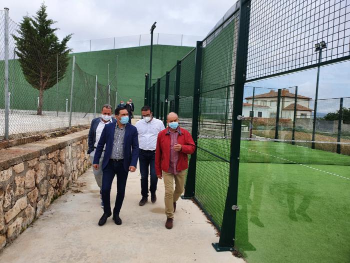 La Diputación invierte 15.000 euros en el arreglo de las pistas polideportivas de Fuentelespino de Moya