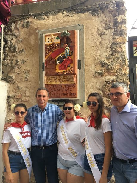 La Plaza de Toros de Villar de la Encima llevará el nombre de su alcalde, Santiago Vieco, por decisión de los vecinos