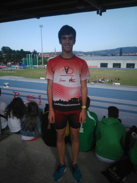 Carlos Viñas, del Atletismo Cuenca se consolida en la élite Nacional sub18