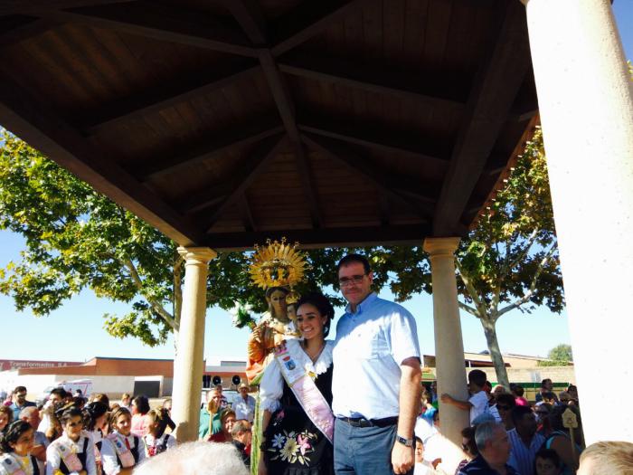 El presidente de la Diputación acompaña a los moteños en la tradicional traída de la Virgen de la Manjavacas