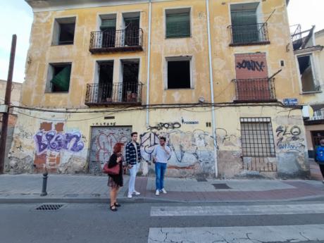 Cuenca en Marcha pide actuar en el edificio en ruinas del barrio de Casablanca