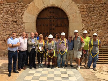 El Plan de Empleo de la Junta permitirá acondicionar la facha de la Ermita de San Roque en Campillo de Altobuey