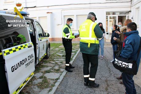 La Guardia Civil de Cuenca recibe la visita de alumnos de la UCLM