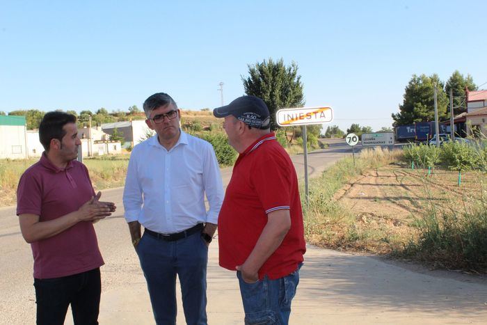 Adjudicadas las obras de rehabilitación de la CM-3222 entre Iniesta y Ledaña