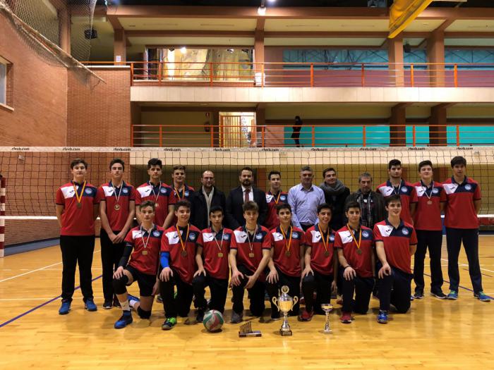 El Gobierno regional felicita al equipo cadete masculino del Club Voleibol Hervás, que recientemente consiguió el Campeonato de la Copa de España 2017