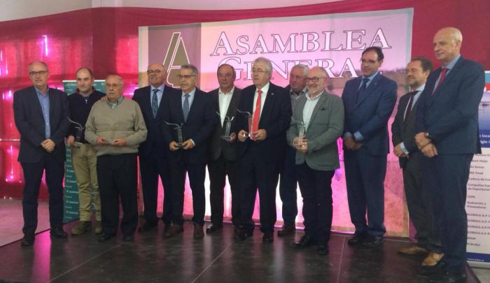 ASAJA Cuenca entrega sus distinciones 2018 en el transcurso de su Asamblea Anual y Comida de Navidad