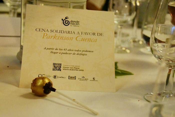 Más de sesenta personas asisten a la cena solidaria en el Parador a favor de Parkinson Cuenca