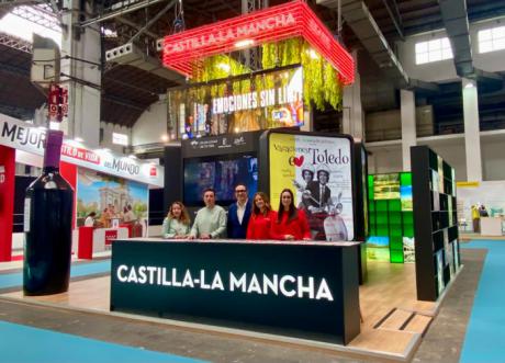 La Agrupación de Hostelería, presente en B-Travel en el stand de Castilla-La Mancha con el apoyo de la Diputación