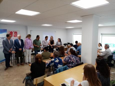 Lleno total en la sede de ACEM en la jornada de emprendimiento organizada por AMEP