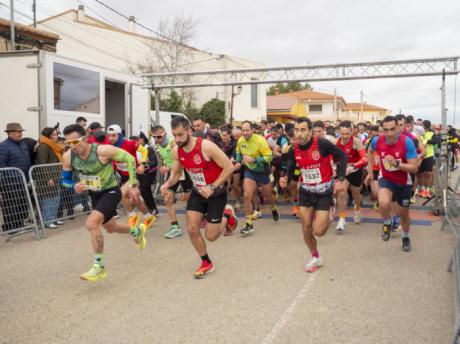 Carlos Mansilla y Berta Zafra se hacen con la Carrera de Villarta del Circuito de la Diputación