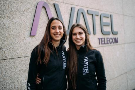 Avatel Racing Team presenta la temporada 2023 con las hermanas Plaza