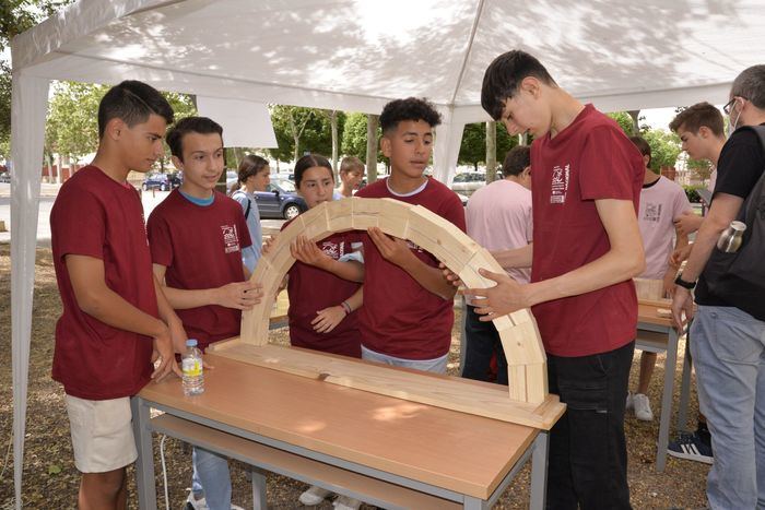 La Universidad de Alicante gana la Olimpiada Nacional de Ingeniería de Caminos celebrada en la UCLM