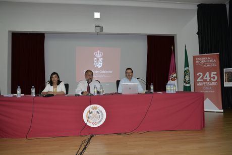 La UCLM aprueba el programa Docentia que permitirá evaluar y mejorar la actividad docente en la institución