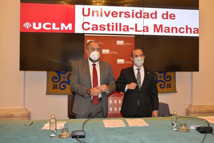 La UCLM y las Cortes renuevan su colaboración con nuevas acciones encaminadas a un mejor conocimiento y cohesión de la región