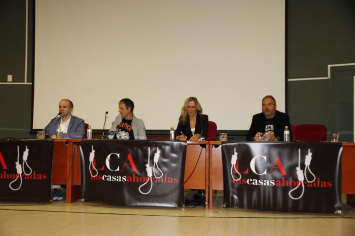 El periodismo, los detectives y la emotividad se cuelan en la jornada inaugural del VIII Festival de Las Casas Ahorcadas