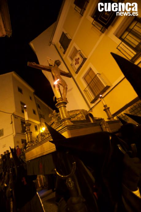La procesión penitencial de la Vera Cruz recorre esta noche las calles de la capital