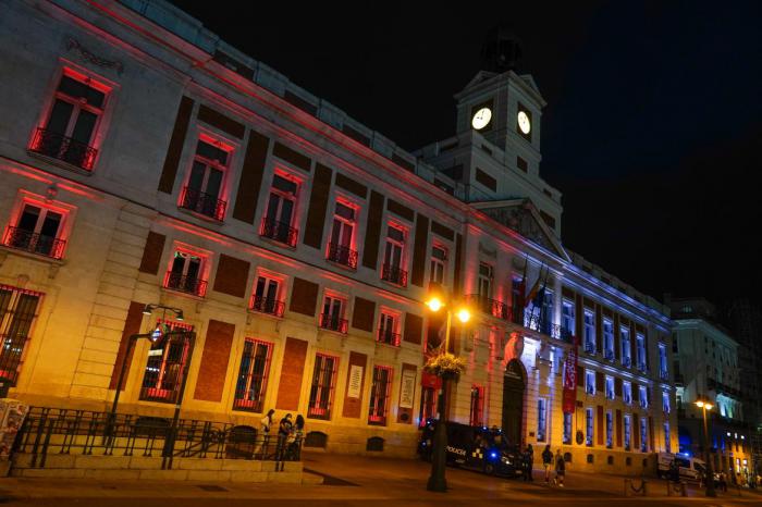 Real Casa de Correos con motivo de la celebración del Día de Castilla-La Mancha