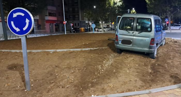La Policía Local recuerda la importancia de la atención al volante tras una salida de vía en Cuenca