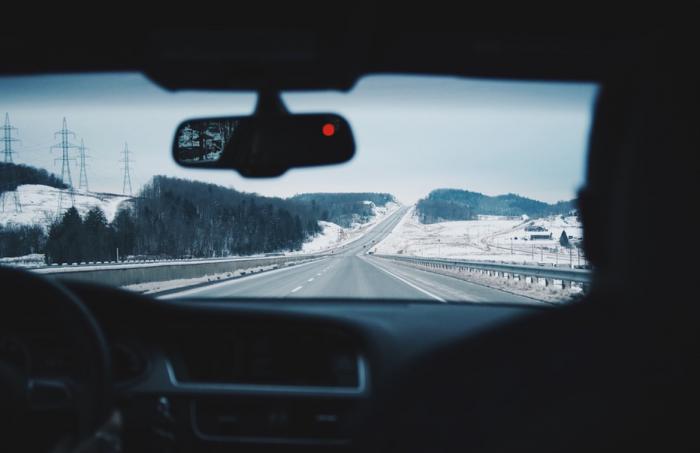 4 consejos básicos para reducir el riesgo de accidente de coche este verano