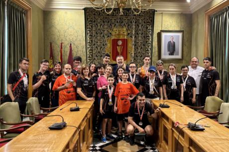 El Ayuntamiento de Cuenca reconoce los éxitos del CD amiab tras su brillante actuación en Ciudad Real