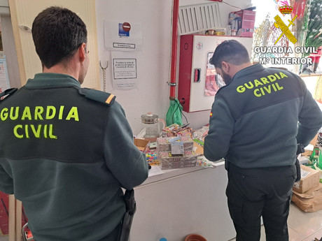 La Guardia Civil interviene más de 23.000 artículos pirotécnicos en la campaña de Navidad