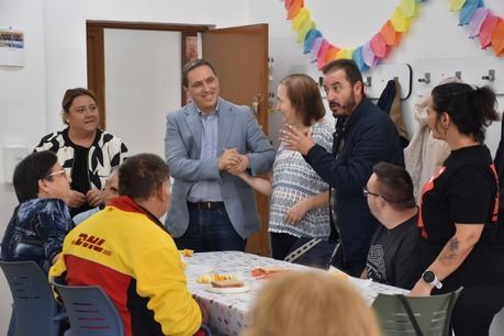 La Diputación de Cuenca multiplica por diez su apoyo a la asociación ATEMIS de Iniesta para fomentar la inclusión