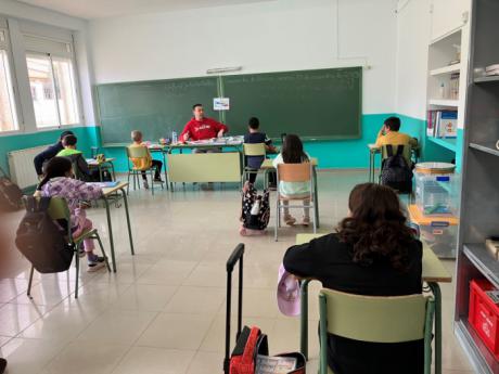 El colegio de Buenache de Alarcón reabre tras invertir el Gobierno regional 82.000 euros en reparar los daños ocasionados por la DANA
 