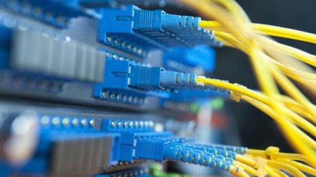 Diputación ayuda a 112 ayuntamientos con menos de 200 habitantes a que tengan banda ancha e internet