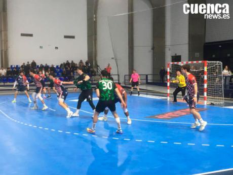 El BM Cuenca rescata un punto en Alicante en un final de auténtico infarto (28-28)