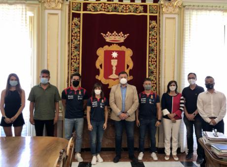 Dolz recibe a los Campeones del Mundo de Karate Sandra Sánchez y Damián Quintero