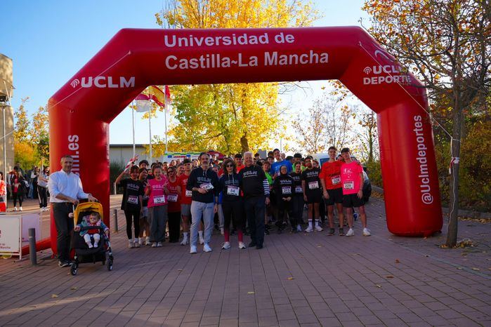 Más de 220 participantes en Cuenca impulsan la VI carrera solidaria de la UCLM a favor de Cruz Roja