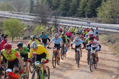 Iván Ruiz y Carla Fernández dominaron el IX Trofeo MTB “Ascensores Eninter” en Santa María de los Llanos