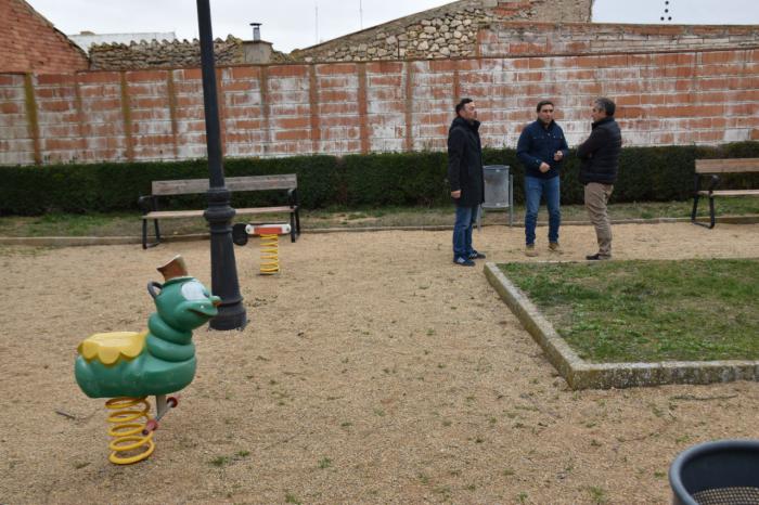 Casas de los Pinos mejora sus infraestructuras gracias al Plan de Obras y Servicios de la Diputación