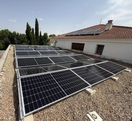 Cervera del Llano apuesta por un modelo energético pionero y sostenible sin coste para vecinos y empresas